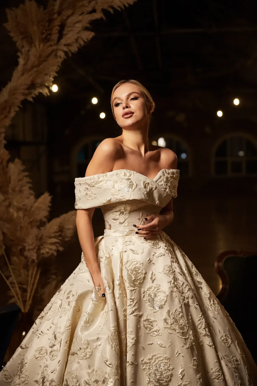 Νυφικό Carolina | Νυφικά φορέματα και είδη γάμου Mon Amour Bridal
