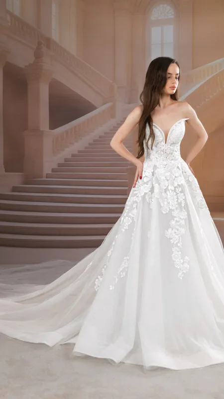 Princess νυφικό με τρισδιάστατα άνθη και bustier κορσέ – νυφικά Θεσσαλονίκη