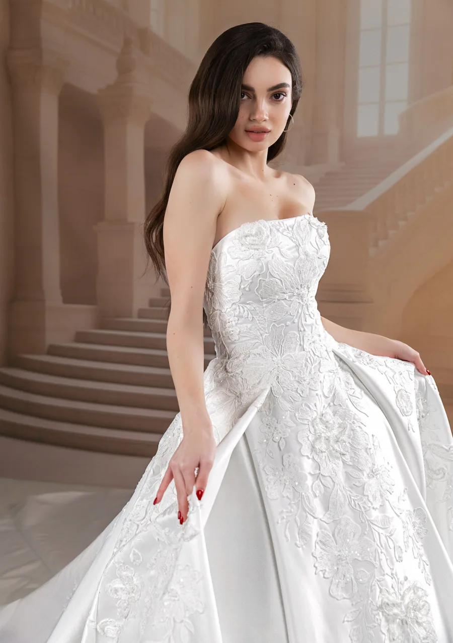 Νυφικό Plaka | Νυφικά φορέματα και είδη γάμου Mon Amour Bridal