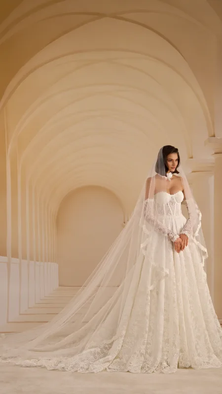 Νυφικό Gabriella με bustier μπούστο και πλούσια φούστα – νυφικά Θεσσαλονίκη