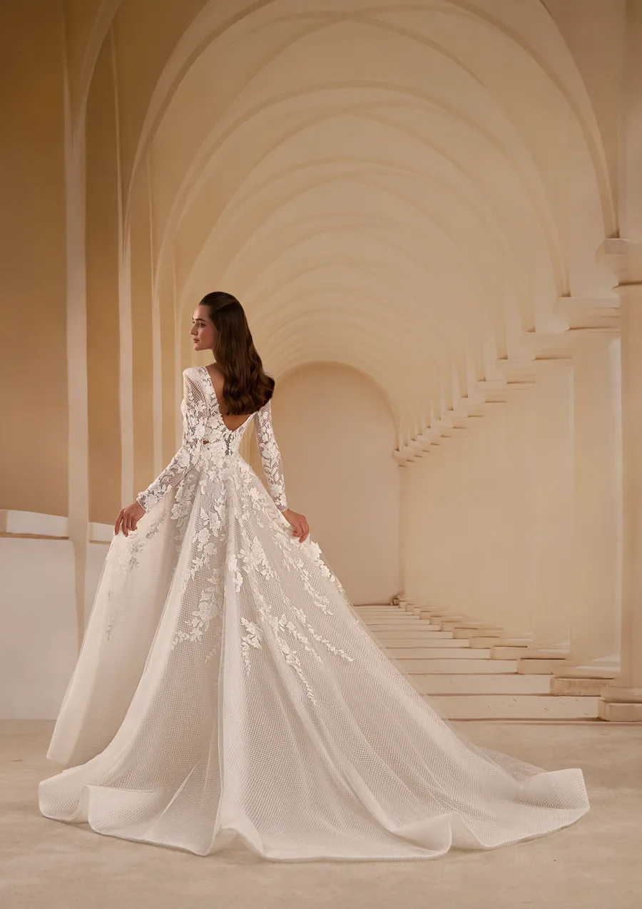 Νυφικό Dezeri | Νυφικά φορέματα και είδη γάμου Mon Amour Bridal