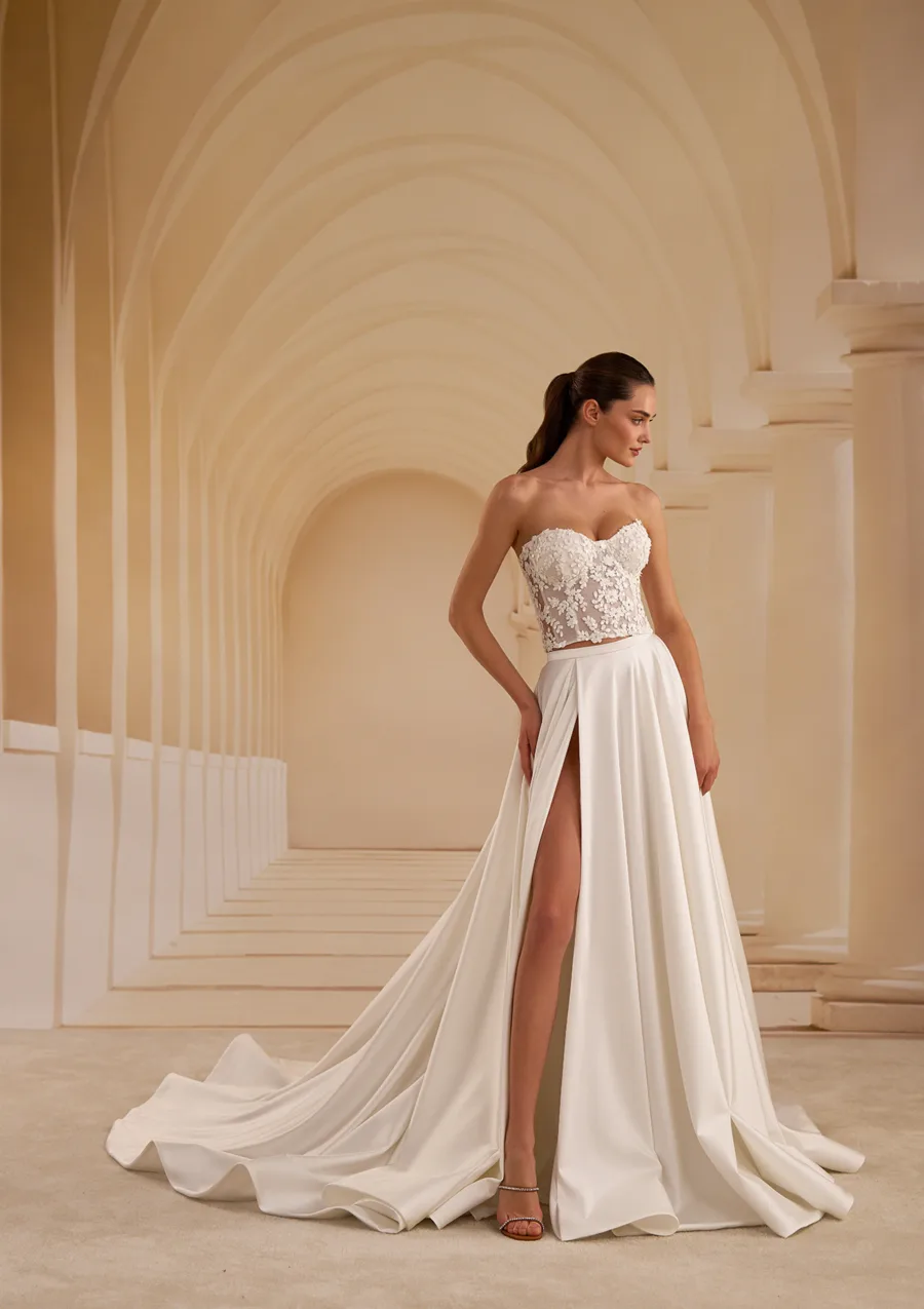 Νυφικό Lakres | Νυφικά φορέματα και είδη γάμου Mon Amour Bridal