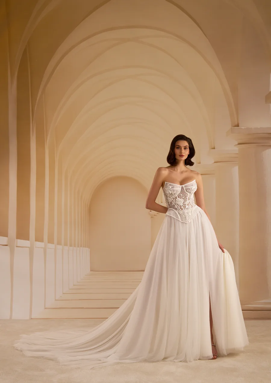 Νυφικό Color | Νυφικά φορέματα και είδη γάμου Mon Amour Bridal