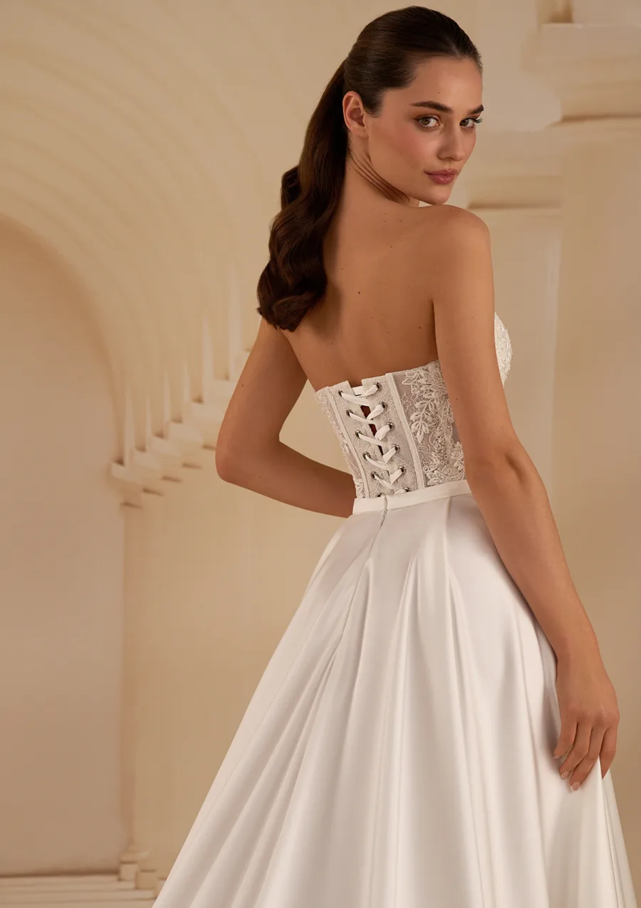 Νυφικό Amorett | Νυφικά φορέματα και είδη γάμου Mon Amour Bridal