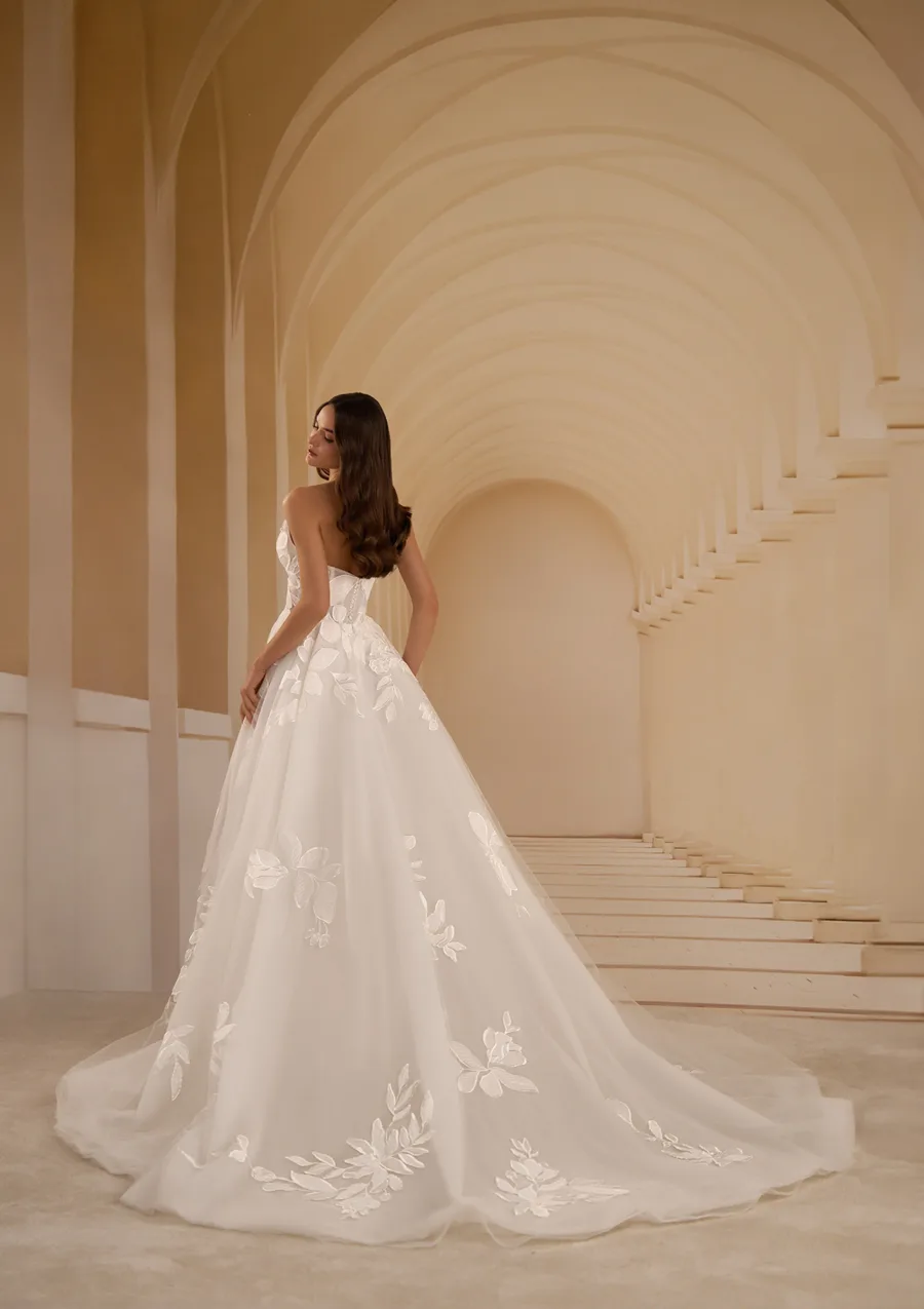 Νυφικό Millisa | Νυφικά φορέματα και είδη γάμου Mon Amour Bridal